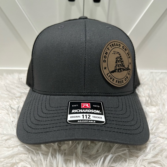 Laser engraved Don’t Tread on Me Richardson 112 trucker hat. - Picture 2 of 2